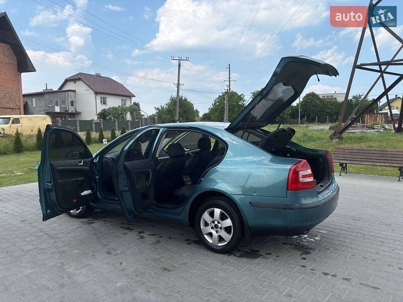 Лифтбек Skoda Octavia 2008 в Львове