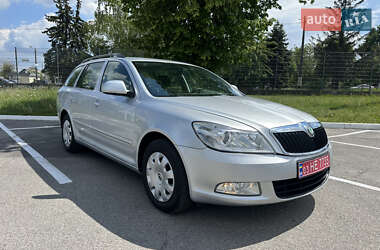 Универсал Skoda Octavia 2009 в Житомире