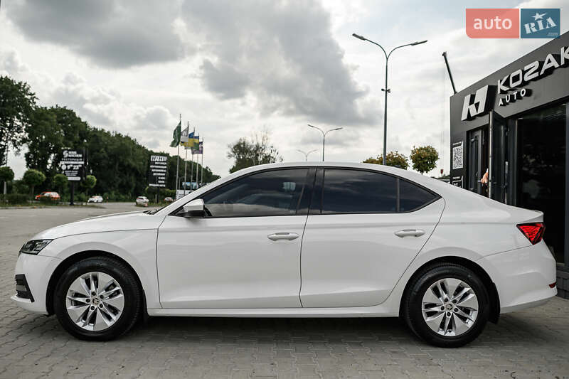 Лифтбек Skoda Octavia 2021 в Львове