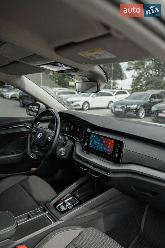 Лифтбек Skoda Octavia 2021 в Львове