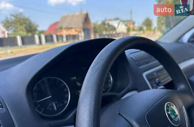 Лифтбек Skoda Octavia 2009 в 