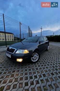 Универсал Skoda Octavia 2004 в Бучаче