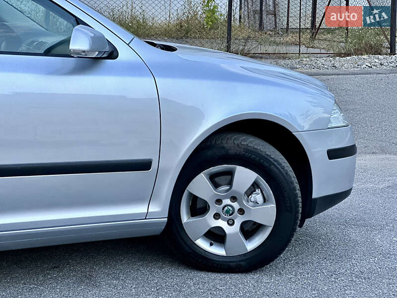 Универсал Skoda Octavia 2008 в Виннице
