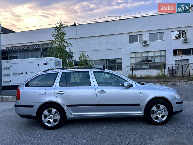 Универсал Skoda Octavia 2008 в Виннице