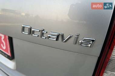 Универсал Skoda Octavia 2010 в 