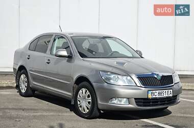 Лифтбек Skoda Octavia 2011 в 