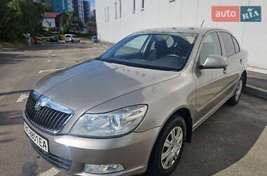 Лифтбек Skoda Octavia 2011 в 