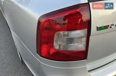 Универсал Skoda Octavia 2010 в 