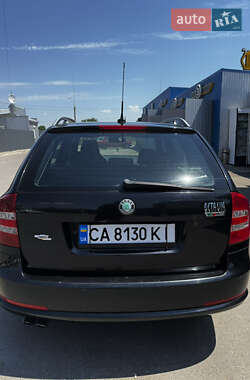 Универсал Skoda Octavia 2009 в 