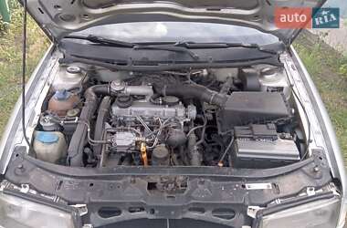 Лифтбек Skoda Octavia 1999 в 