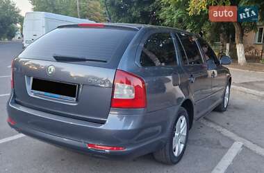 Универсал Skoda Octavia 2011 в 