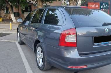 Универсал Skoda Octavia 2011 в 