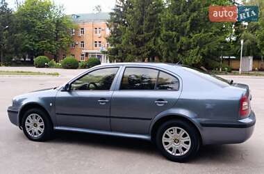 Лифтбек Skoda Octavia 2008 в 