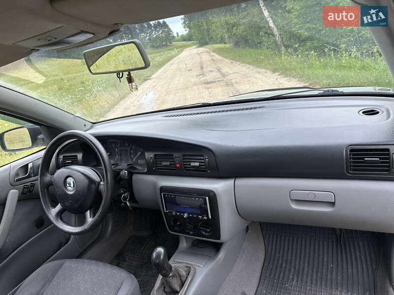 Лифтбек Skoda Octavia 2003 в Вишневце