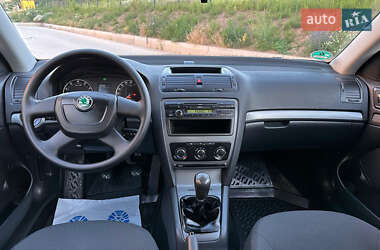 Универсал Skoda Octavia 2011 в 