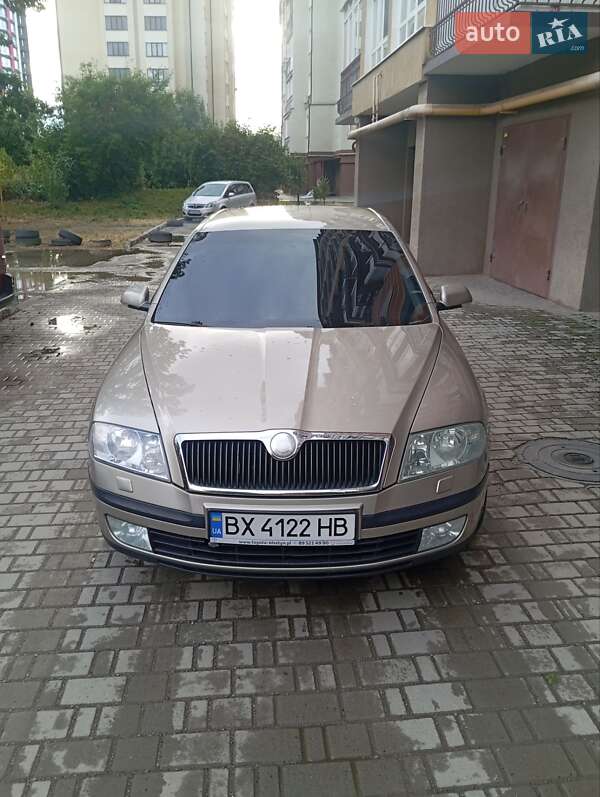 Лифтбек Skoda Octavia 2004 в Ивано-Франковске
