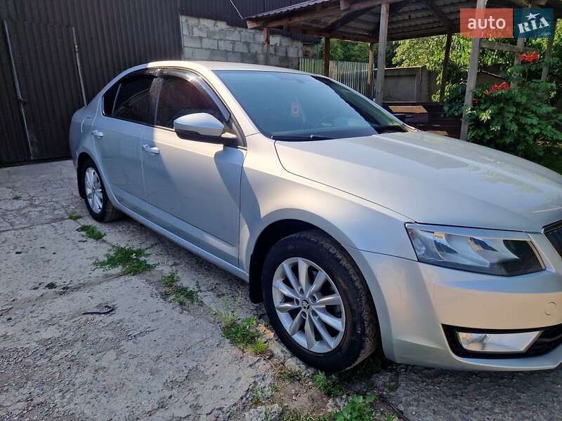 Лифтбек Skoda Octavia 2015 в Полтаве
