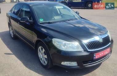 Лифтбек Skoda Octavia 2009 в Луцке