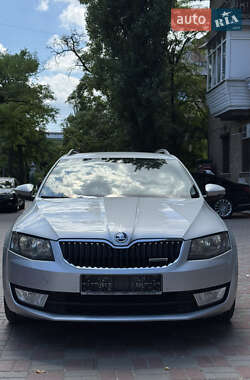 Универсал Skoda Octavia 2015 в Киеве