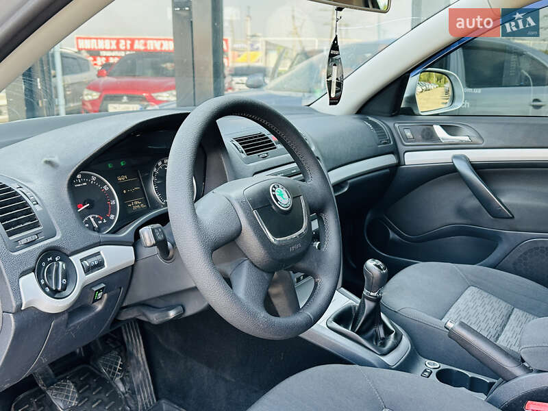 Лифтбек Skoda Octavia 2012 в Харькове