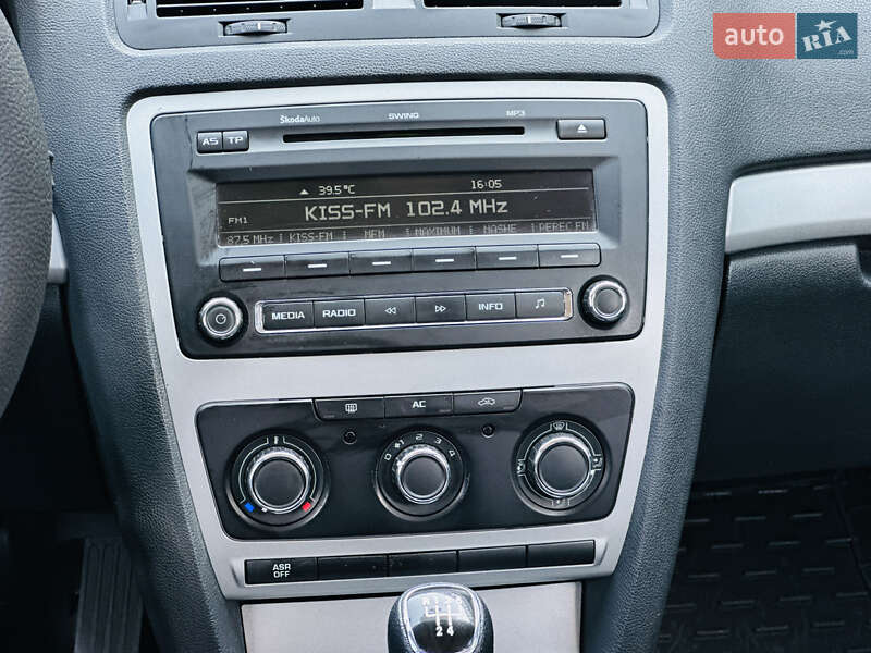 Лифтбек Skoda Octavia 2012 в Харькове