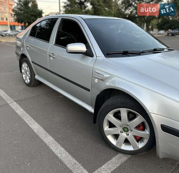 Лифтбек Skoda Octavia 2001 в Одессе