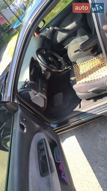 Ліфтбек Skoda Octavia 2006 в Белзі