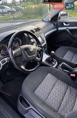 Универсал Skoda Octavia 2010 в 