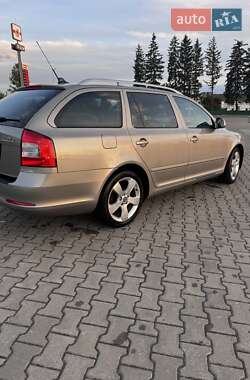 Универсал Skoda Octavia 2010 в 