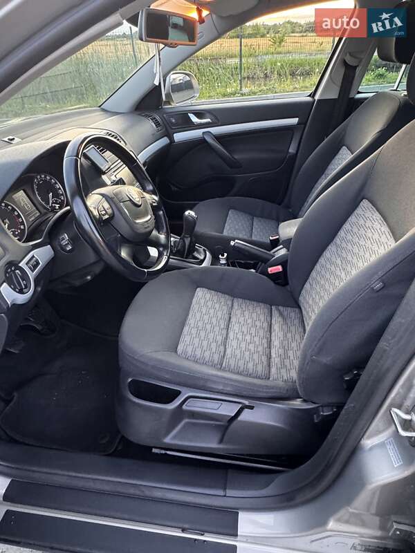 Универсал Skoda Octavia 2010 в Коломые фото 12 Универсал Skoda Octavia 2010 в Коломые