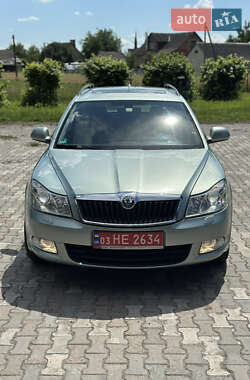 Универсал Skoda Octavia 2010 в Луцке