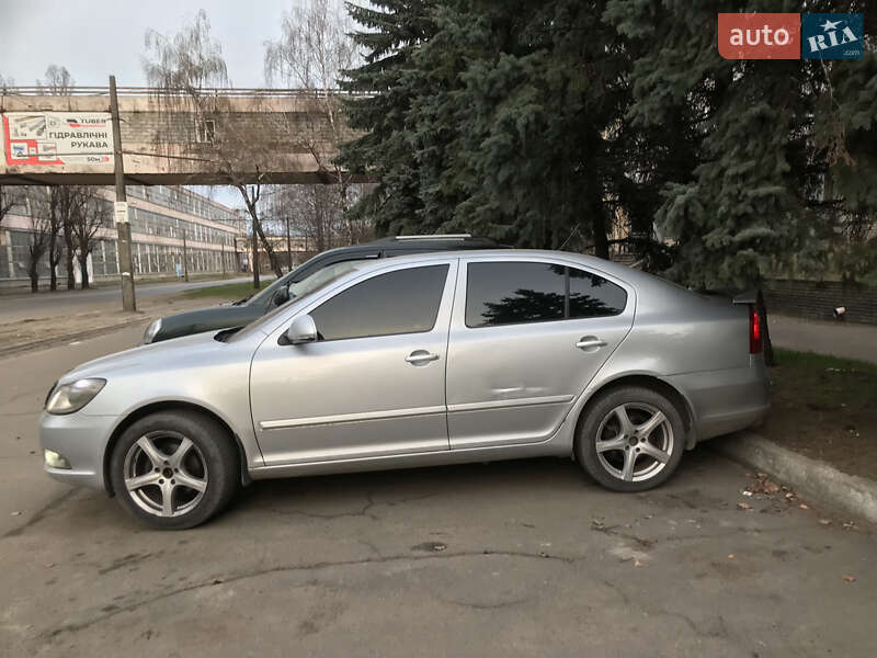 Лифтбек Skoda Octavia 2012 в Днепре