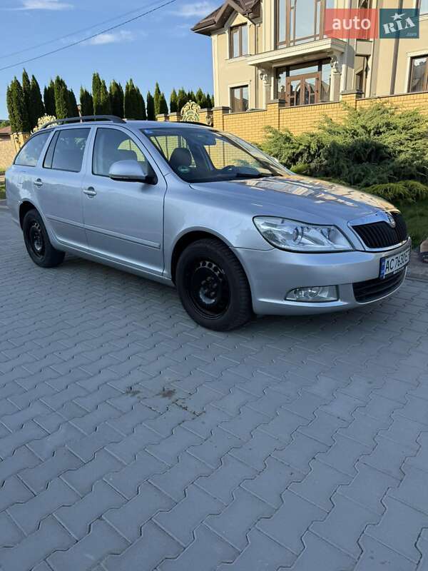 Универсал Skoda Octavia 2011 в 