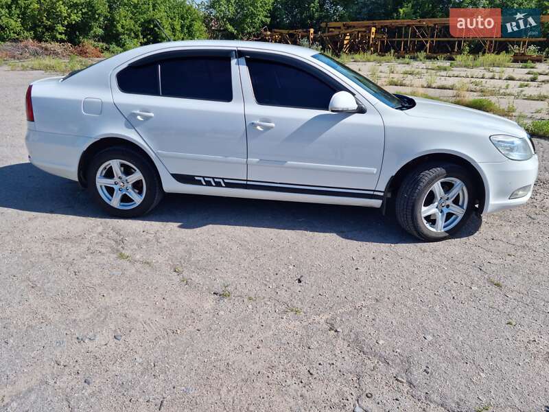 Лифтбек Skoda Octavia 2012 в Харькове