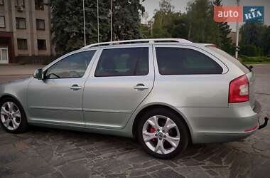 Универсал Skoda Octavia 2010 в 