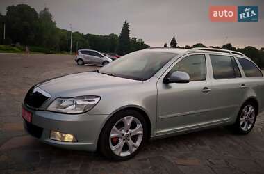 Универсал Skoda Octavia 2010 в 