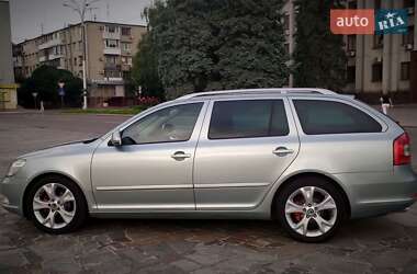 Универсал Skoda Octavia 2010 в 