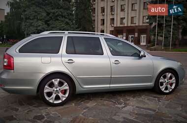 Универсал Skoda Octavia 2010 в 