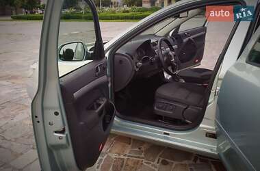 Универсал Skoda Octavia 2010 в 