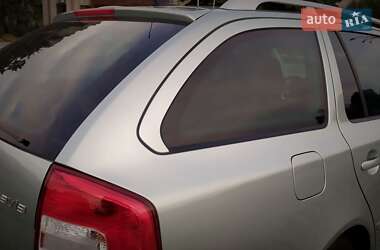 Универсал Skoda Octavia 2010 в 