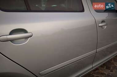 Универсал Skoda Octavia 2010 в 