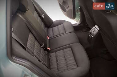 Универсал Skoda Octavia 2010 в 