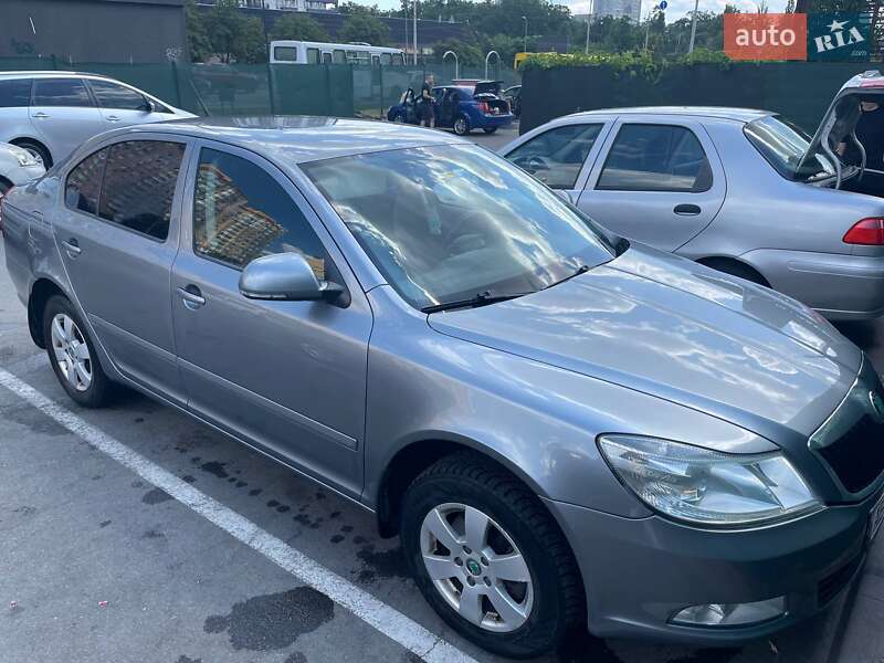 Лифтбек Skoda Octavia 2012 в Киеве