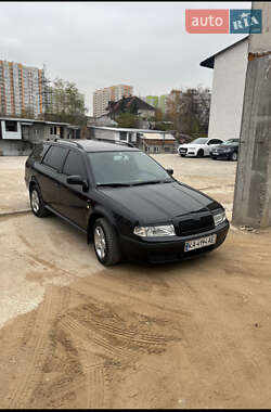 Універсал Skoda Octavia 2001 в Бородянці