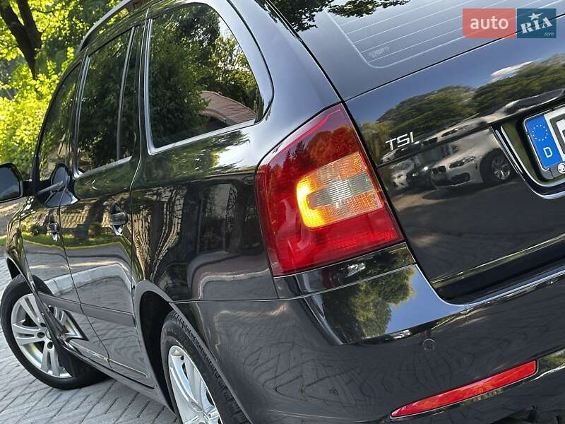 Універсал Skoda Octavia 2011 в Дрогобичі