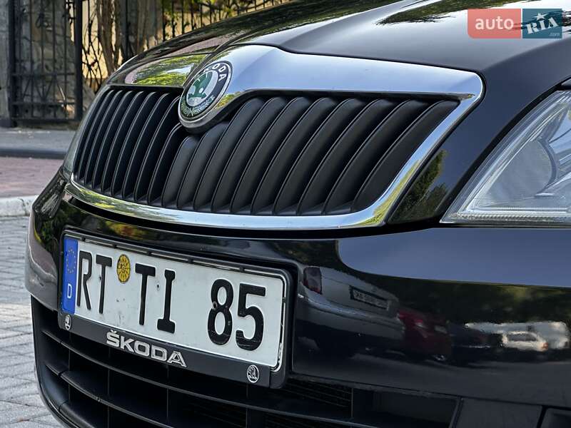 Універсал Skoda Octavia 2011 в Дрогобичі