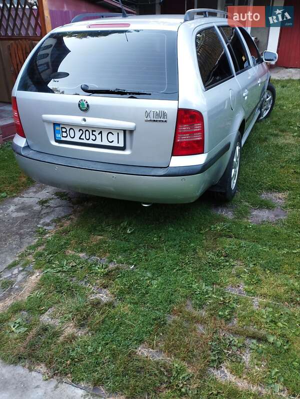 Универсал Skoda Octavia 2008 в Лановцах