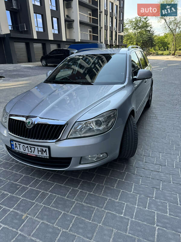 Универсал Skoda Octavia 2012 в Ивано-Франковске