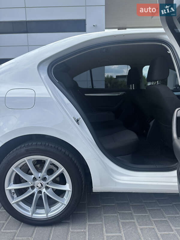 Ліфтбек Skoda Octavia 2014 в Кам'янець-Подільському