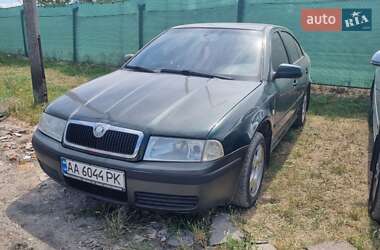 Лифтбек Skoda Octavia 2001 в 